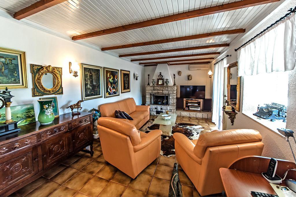 Villa Blanka Žrnovnica Kamer foto